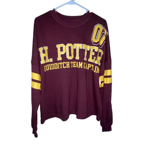 Harry Potter Quidditch Captain Gryffindor Spirit Jersey Wizarding World Small - Picture 5 of 5